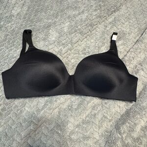 Victoria Secret 36DD Everywhere Wireless Push-up NWT